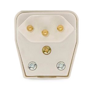 Plugue de Tomada 90 2P+T 10A 250V
