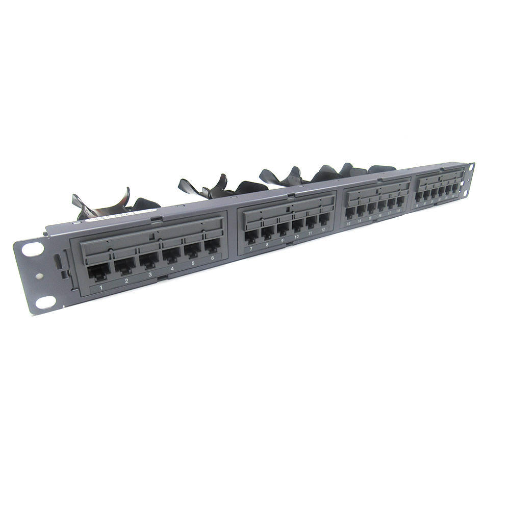 Patch Panel 24 Portas Cat6A CommsCope