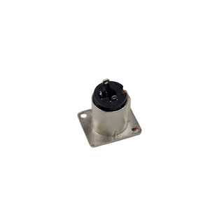Conector P10 Femea Stereo para Painel com Trava